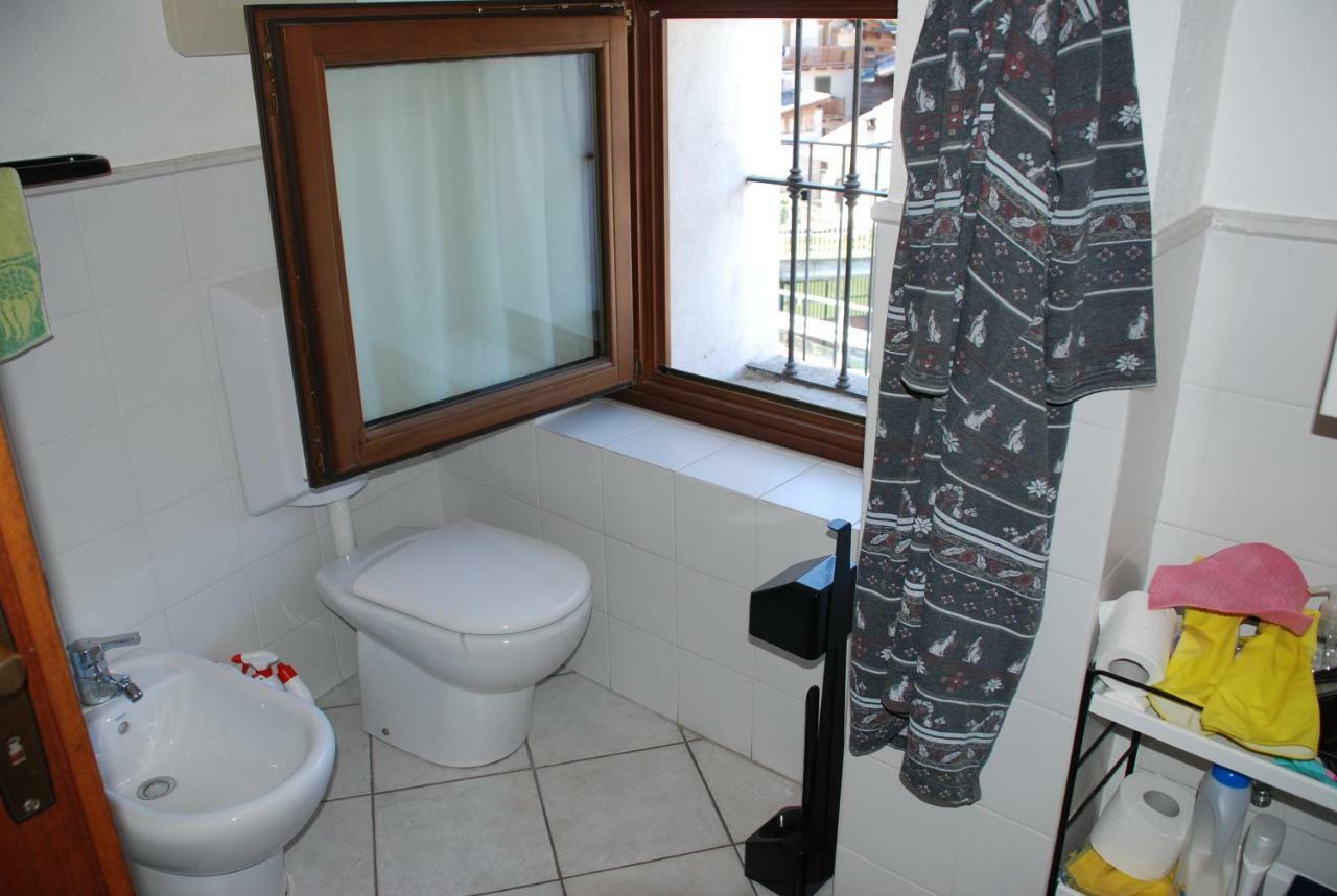 Maison Grivon Appartamento Becca Di Nona Aosta Bagian luar foto